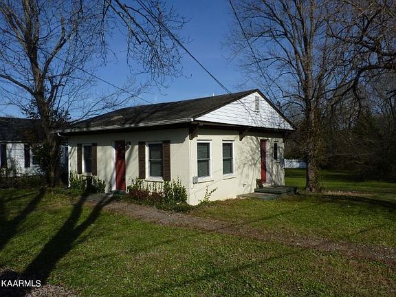 2nd image of 3134 Maxwell St