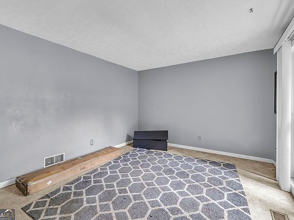 3rd image of 6874 Cherry Cir