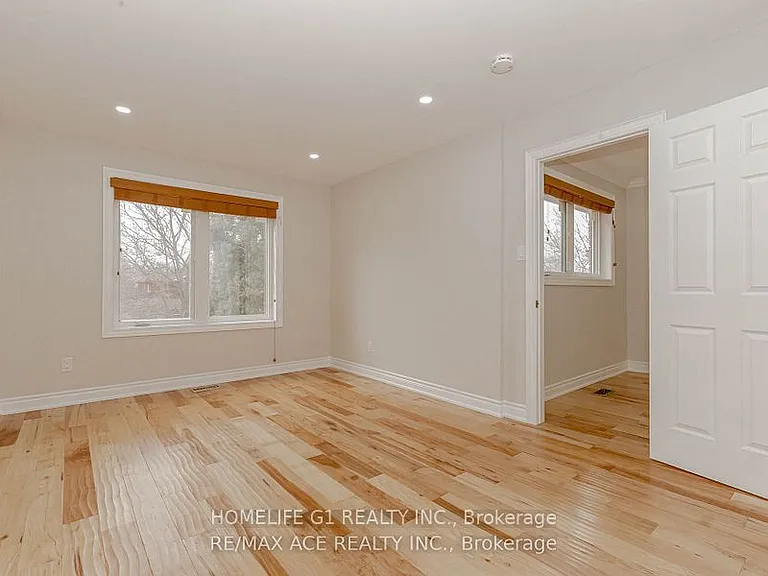 1319 Greenwood Cres — Photo 25