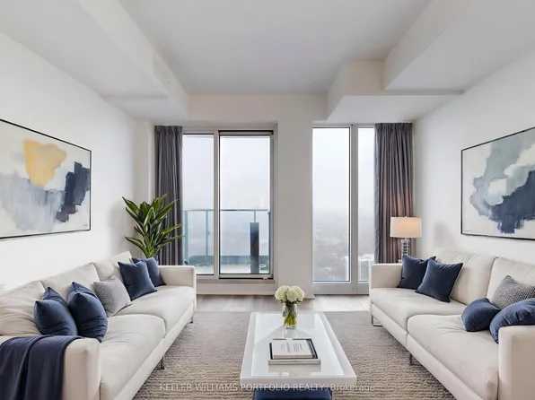 251 Jarvis St #4501, Toronto, ON M5B 0C3