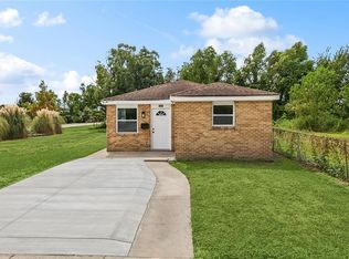 490 Ocean Ave, Gretna, LA 70053