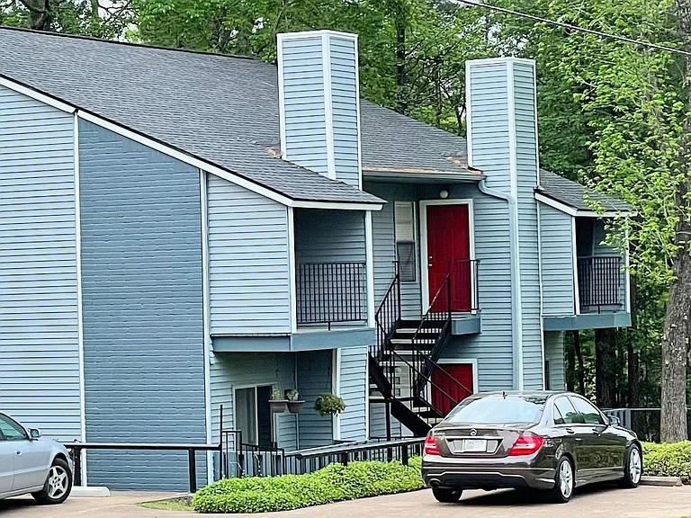 411 Hickory Dr #7 — Photo 10
