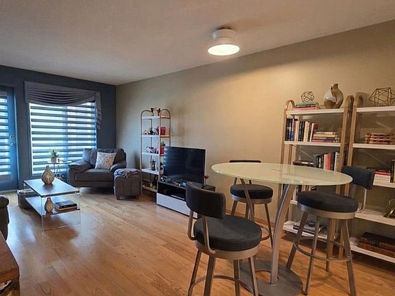 4th image of UNIT 205-2244 SMITH STREET