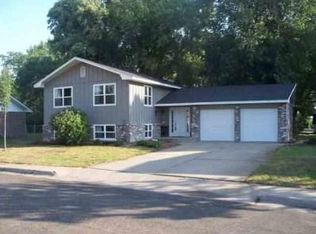 1407 William Ave, North Platte, NE 69101