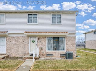 37759 Colonial Dr, Westland, MI 48185