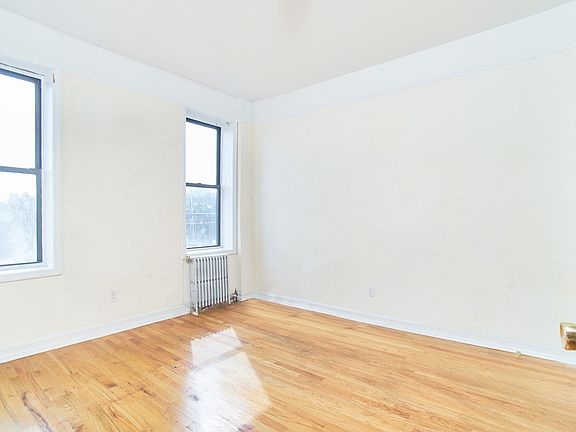 3rd image of 236 E 23rd St APT 2E