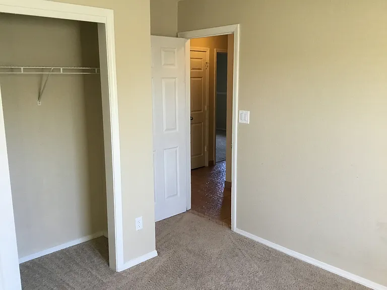 4039 Cresta Park Ave NW — Photo 12