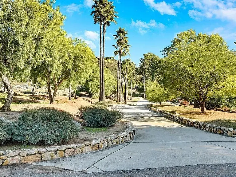 14525 Millards Rd — Photo 28