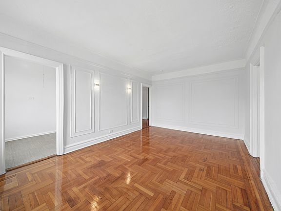 3rd image of 930 Ogden Ave #65