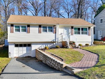 59 Pawnee Ave, Oakland, NJ, 07436