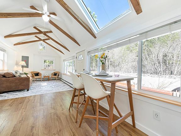 4th image of 7594 River Rd #7598