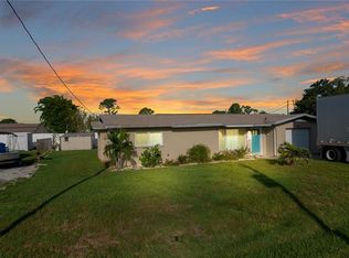 1513 Morgan St, Nokomis, FL 34275