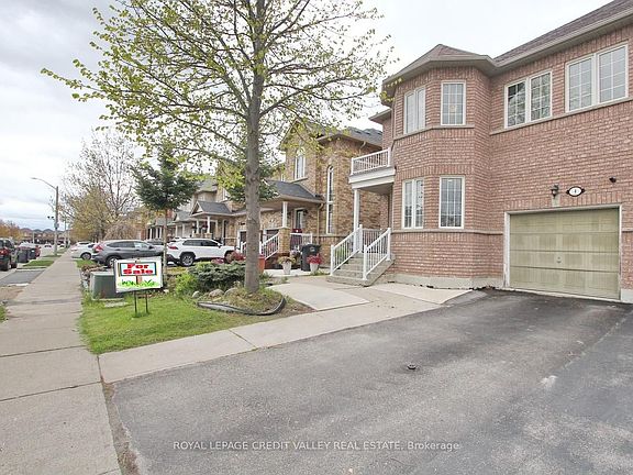 2nd image of 4 Kanata Rd