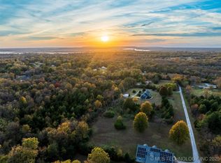 2 S 321st East Ave, Coweta, OK 74429