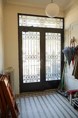 Rented by Compass | media 41