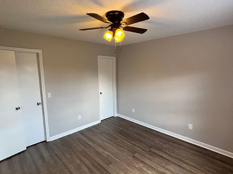 4410 Delashmitt Rd #1 — Photo 17