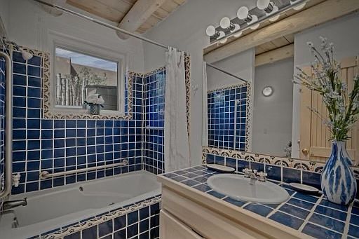 4th image of 624 Galisteo St APT 29