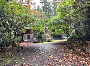 10046 Mandus Olson Rd NE, Bainbridge Island, WA 98110