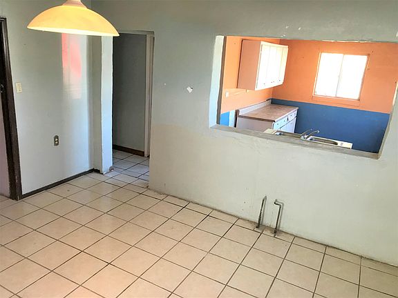 5th image of 10216 Celedon Cir