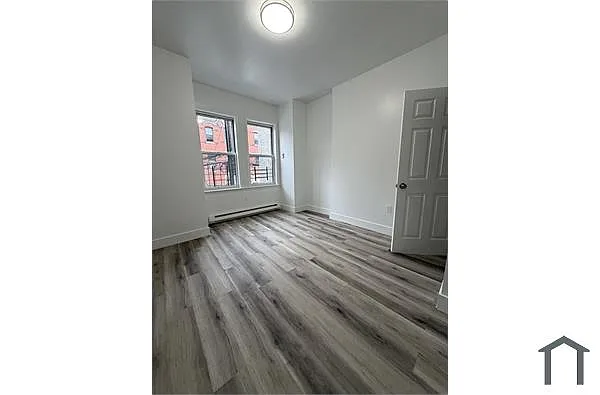 Building Photo - 139 School St #2S