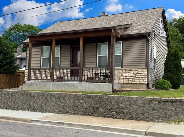 225 Rand St, Washington, MO 63090