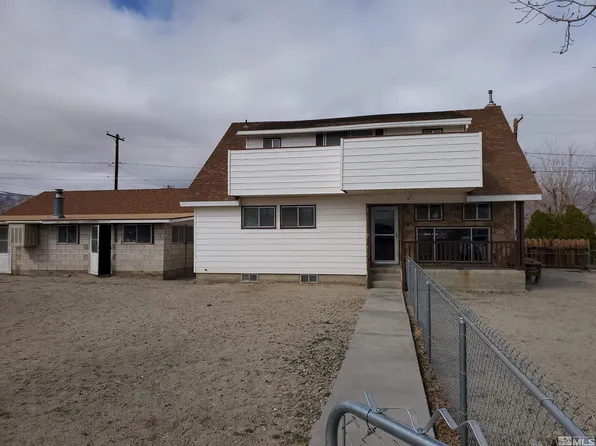 611 M St, Hawthorne, NV 89415