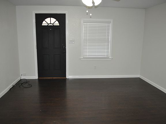 2nd image of 307 Perry Ave