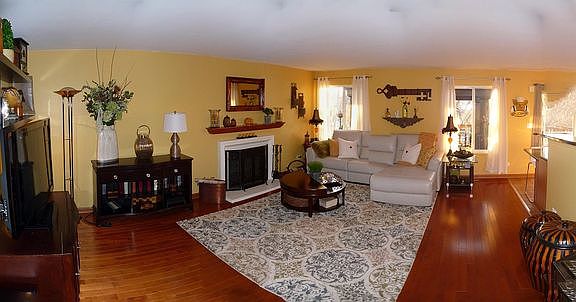 4th image of 375 S Orchard Dr