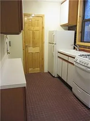 Rented by City Connections Realty | media 23