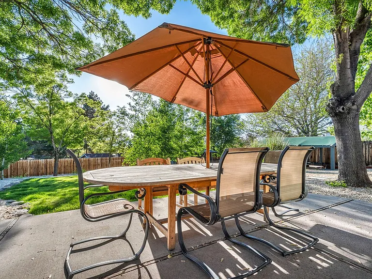2655 Parkway Dr — Photo 34