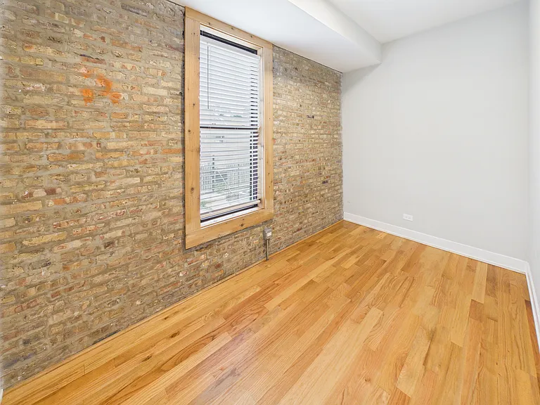 2819 W 25th St #1 — Photo 11