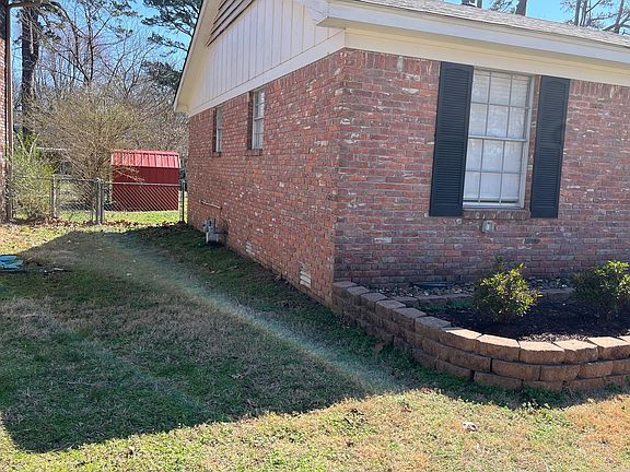 3rd image of 26 Warwick Rd