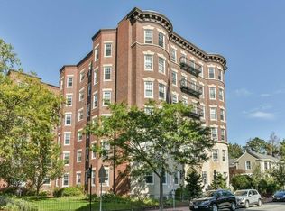 55 Magazine St APT 17, Cambridge, MA 02139