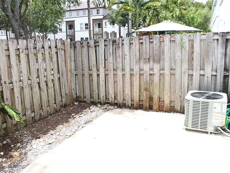 4284 SW 157th Ave #127 — Photo 23