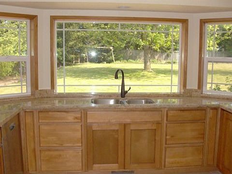 3rd image of 4030 Indian Summer Dr SE