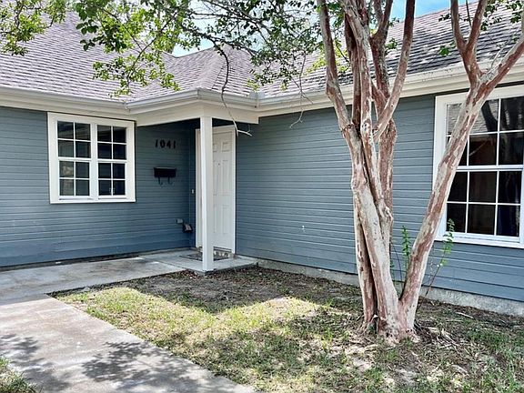 2nd image of 1037 Deesport St #1041