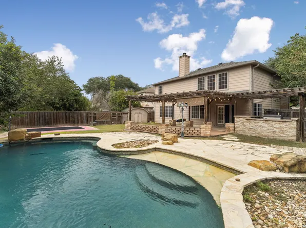 1637 Rolling Brook Ln, Schertz, TX 78154