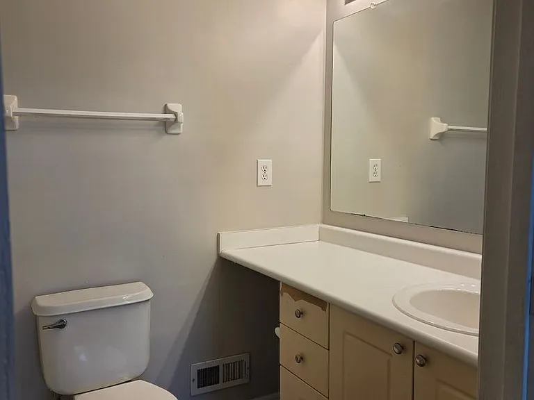 6696 Axtel Dr — Photo 9