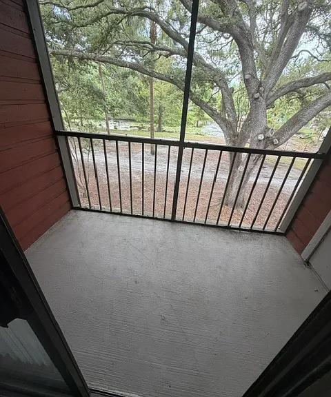 Baywater Apartments — Photo 86