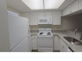 402 Big Cedar Way APT B, Brandon, FL 33510