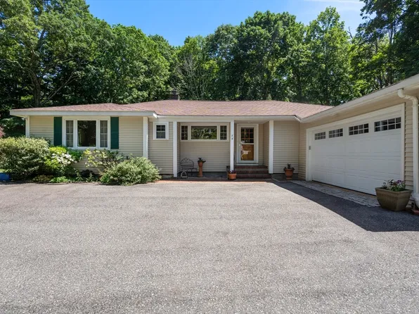 74 Oregon Rd, Ashland, MA 01721