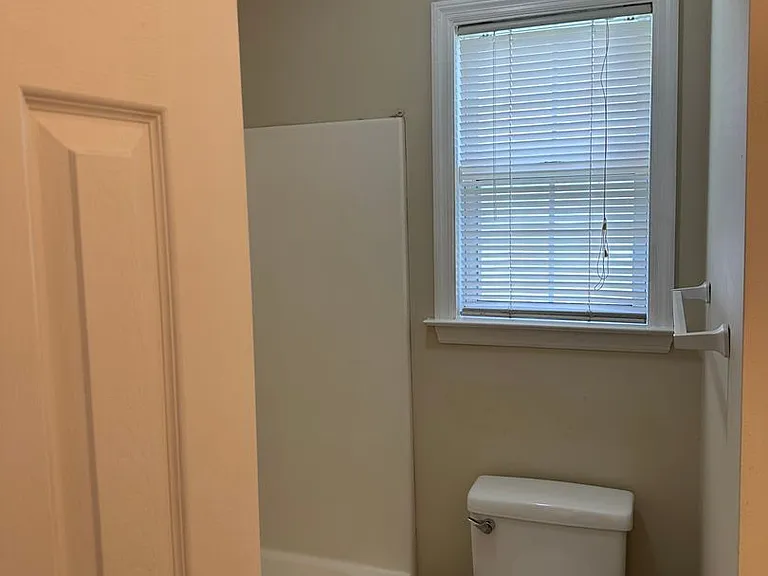 4075 Chadwyck Dr — Photo 7