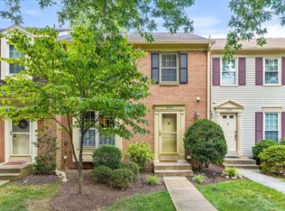 2932 Village Spring Ln, Vienna, VA 22181