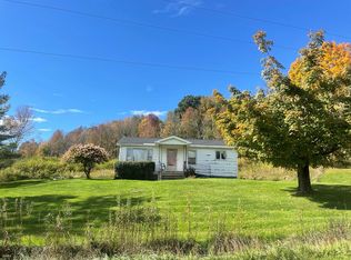 121 Coburn Hill Rd, Warren Center, PA 18851