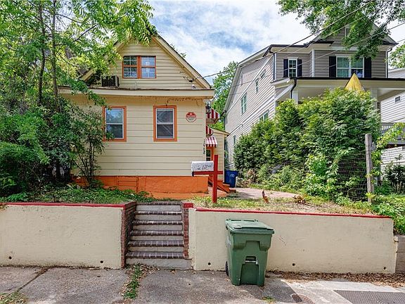 2nd image of 1068 Snyder St NW