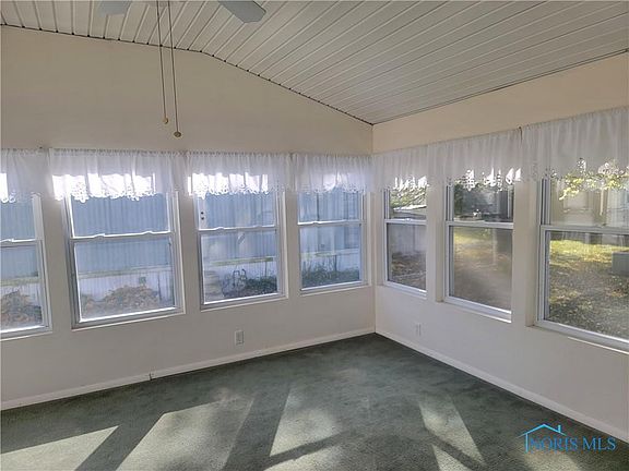 5th image of 1100 Maplewood Ave Lot 14