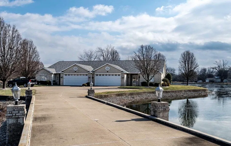 2 bed, 2201 sqft, $3,000 — Photo 4