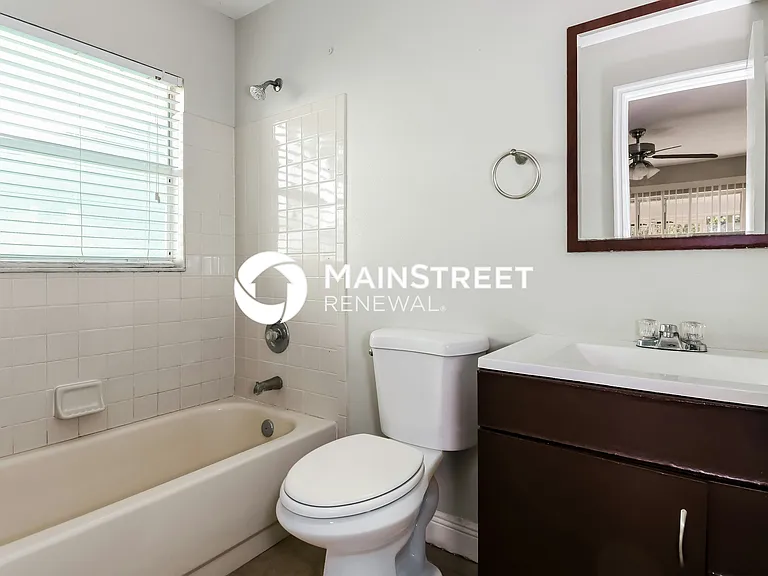 Main Bathroom