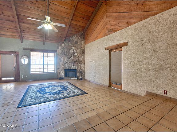 5th image of 395 Gabaldon Rd