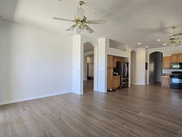 10335 E Rosemary Ln — Photo 13